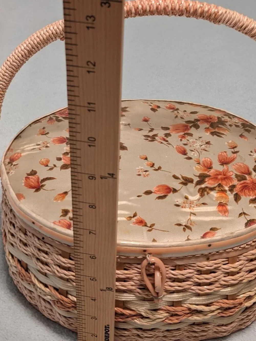 Vtg 60’s Woven Wicker Sewing Basket Japan Pink Floral Tapestry Top Cottagecore